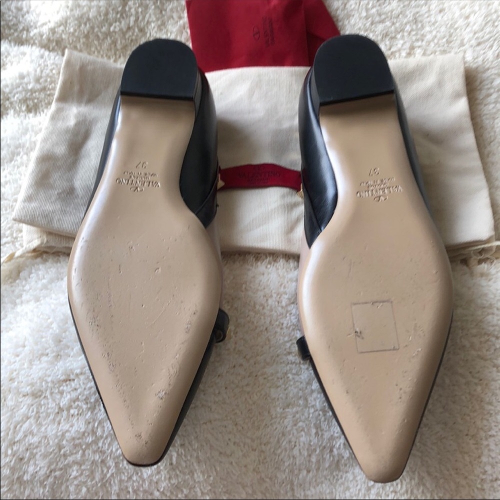 authentic Valentino stud - Picture 3 of 5